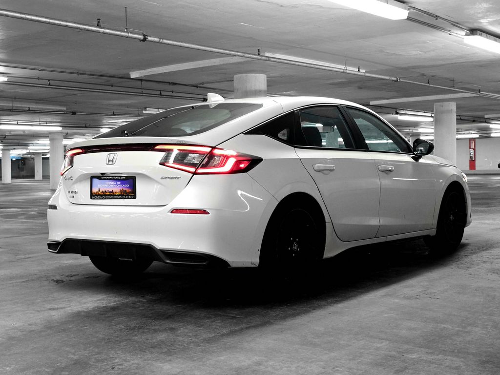 2022 Honda Civic Hatchback Sport photo 5