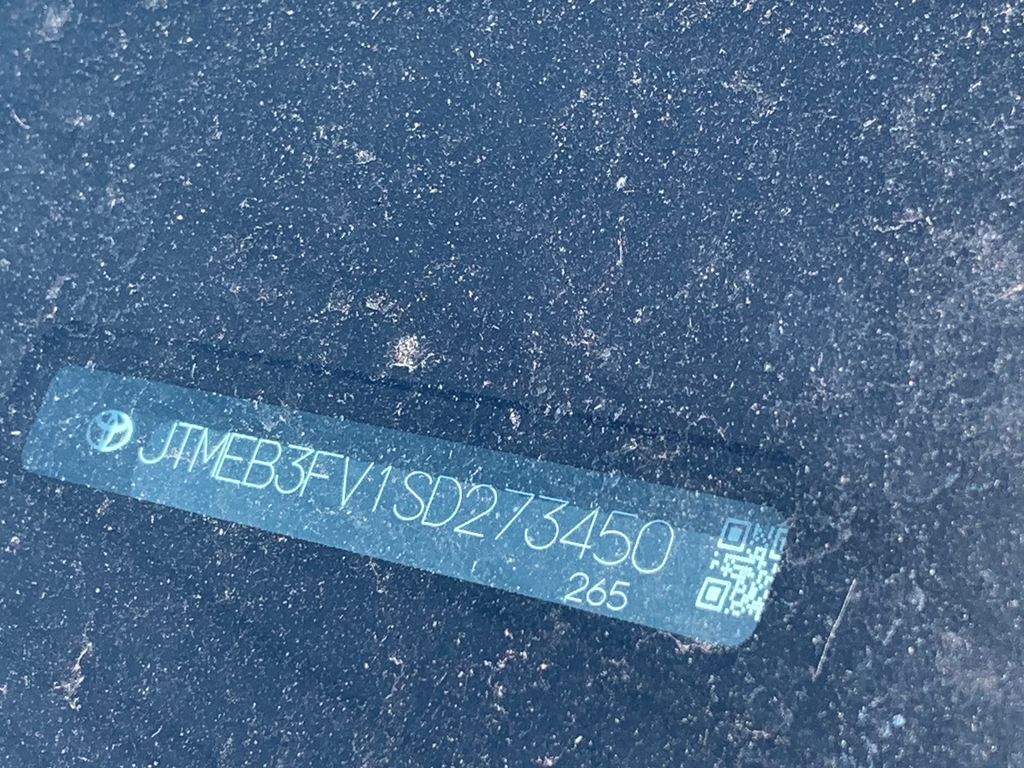 Thumbnail: 2025 Toyota RAV4 - 11