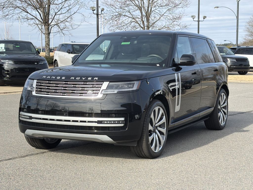 2026 Land Rover Range Rover P530 Autobiography LWB AWD