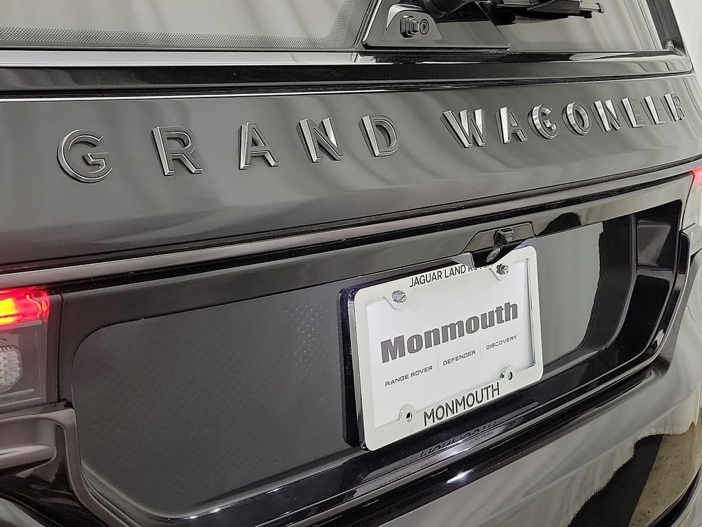 2023 Jeep Grand Wagoneer Series II 27