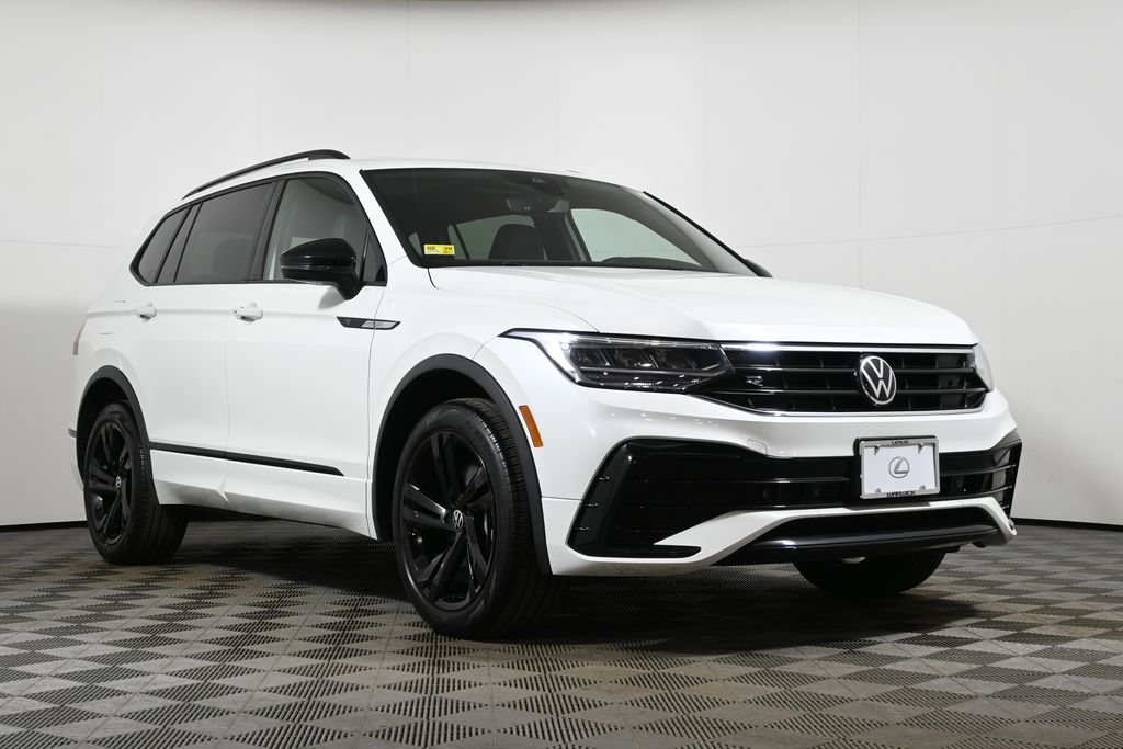 Thumbnail: 2023 Volkswagen Tiguan - 10