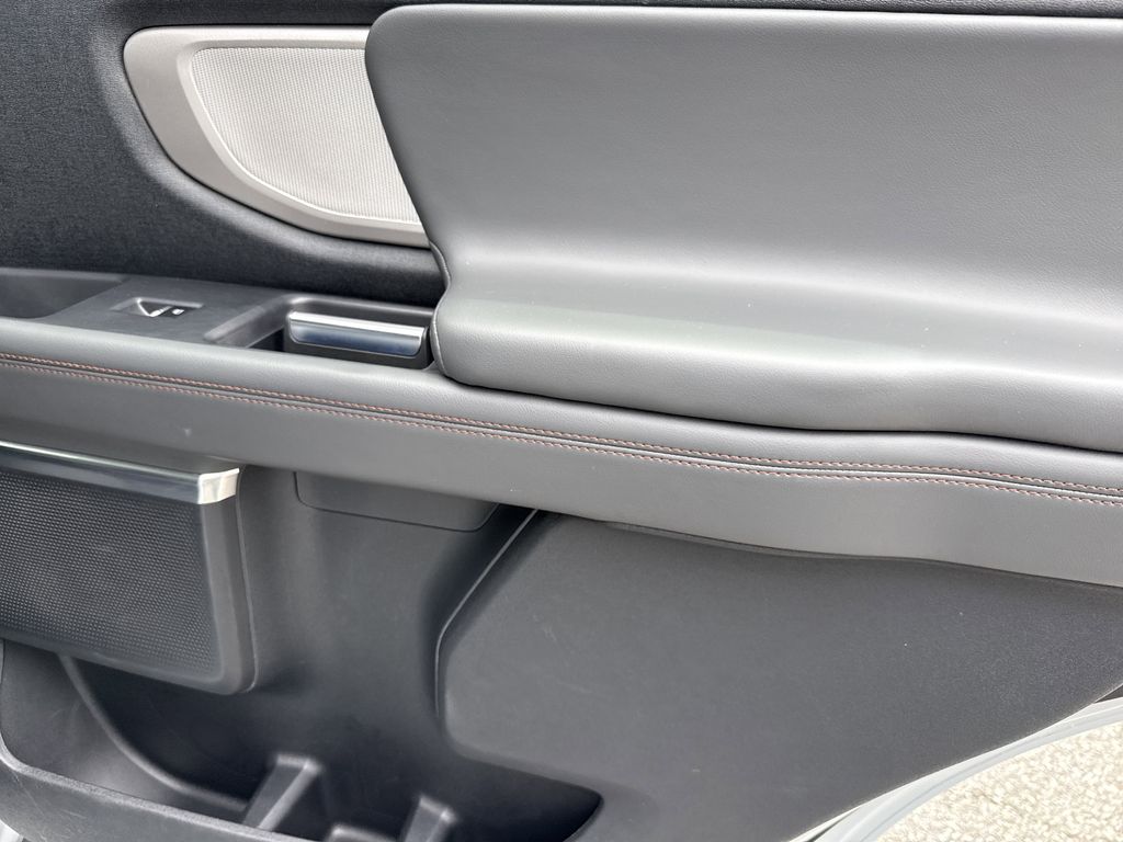 Used 2025 Ford Expedition SUV