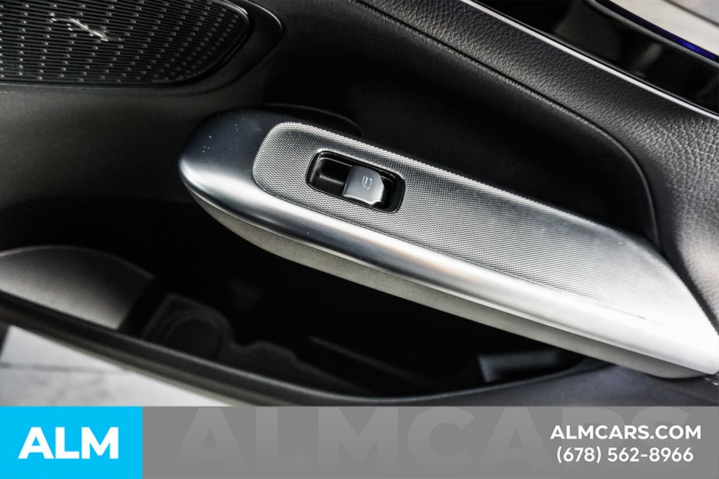 Used 2026 Black Mercedes-Benz GLC 350e image 43