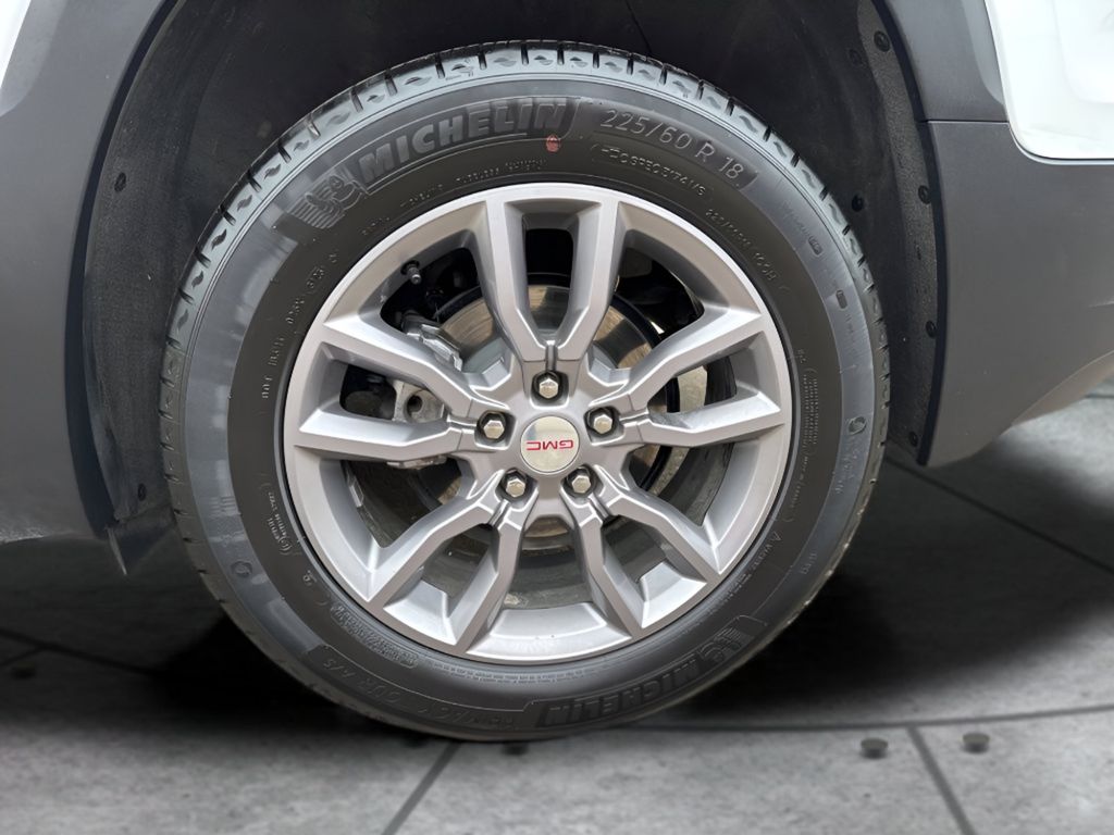 2024 GMC Terrain SLT photo