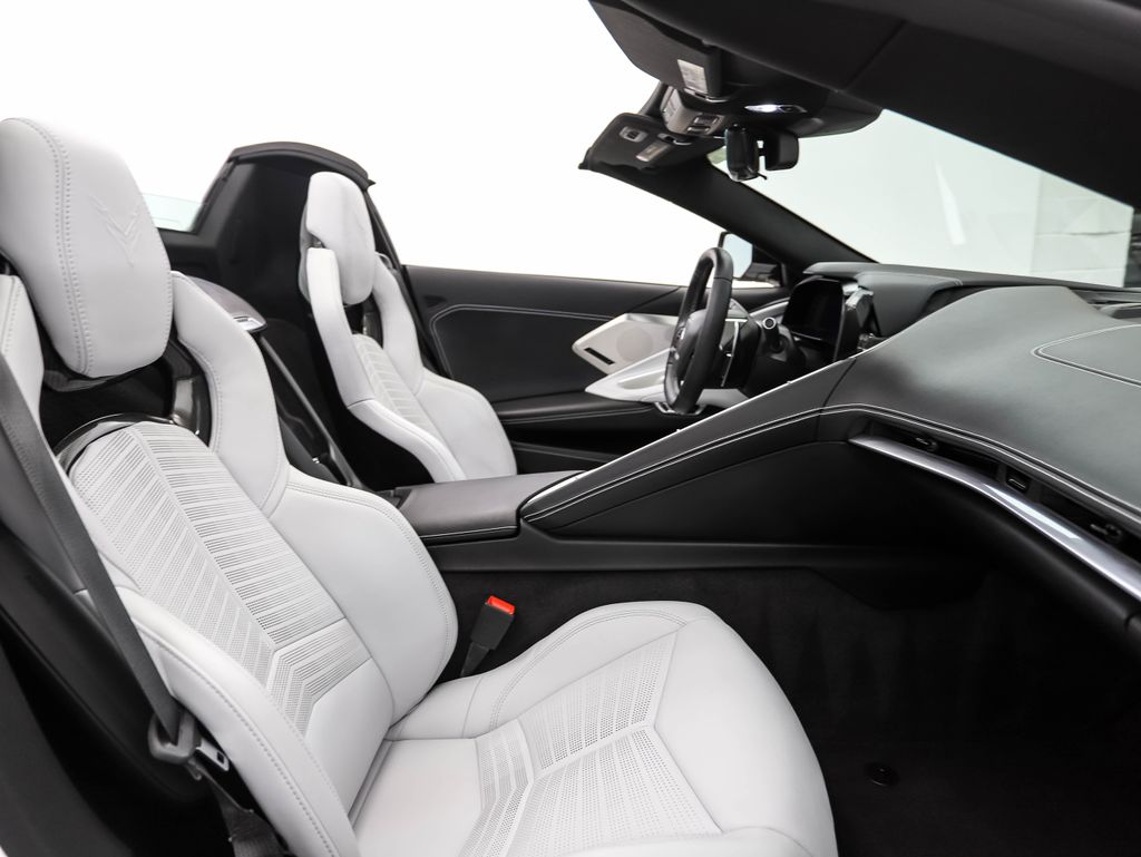 2022 Chevrolet Corvette Stingray 21