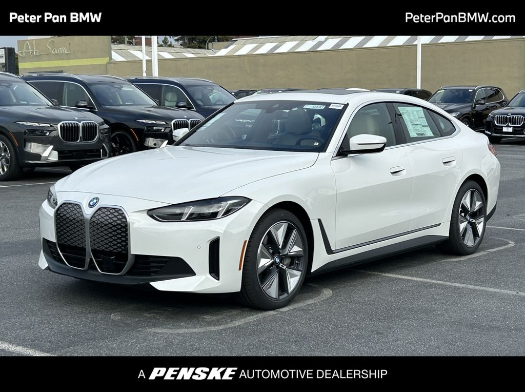 Thumbnail: 2025 BMW i4 - 1
