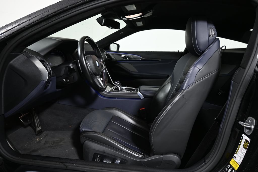 Thumbnail: 2023 BMW 8 Series - 3