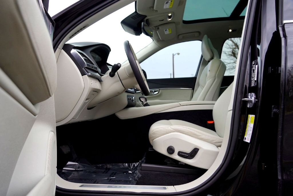 Used Car 2020 Volvo Xc90  T5 Momentum For Sale Under $20,000 In Taylor, Texas