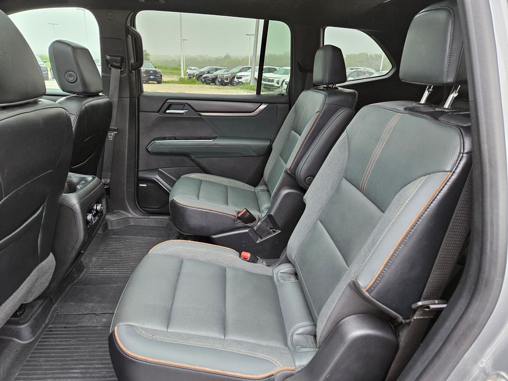 Used 2024 GMC Acadia SUV