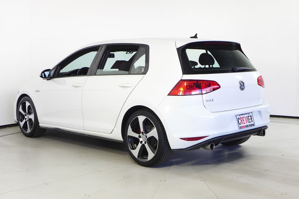Thumbnail: 2016 Volkswagen Golf - 9