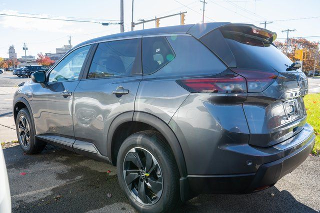 2026 Nissan Rogue SV - 5