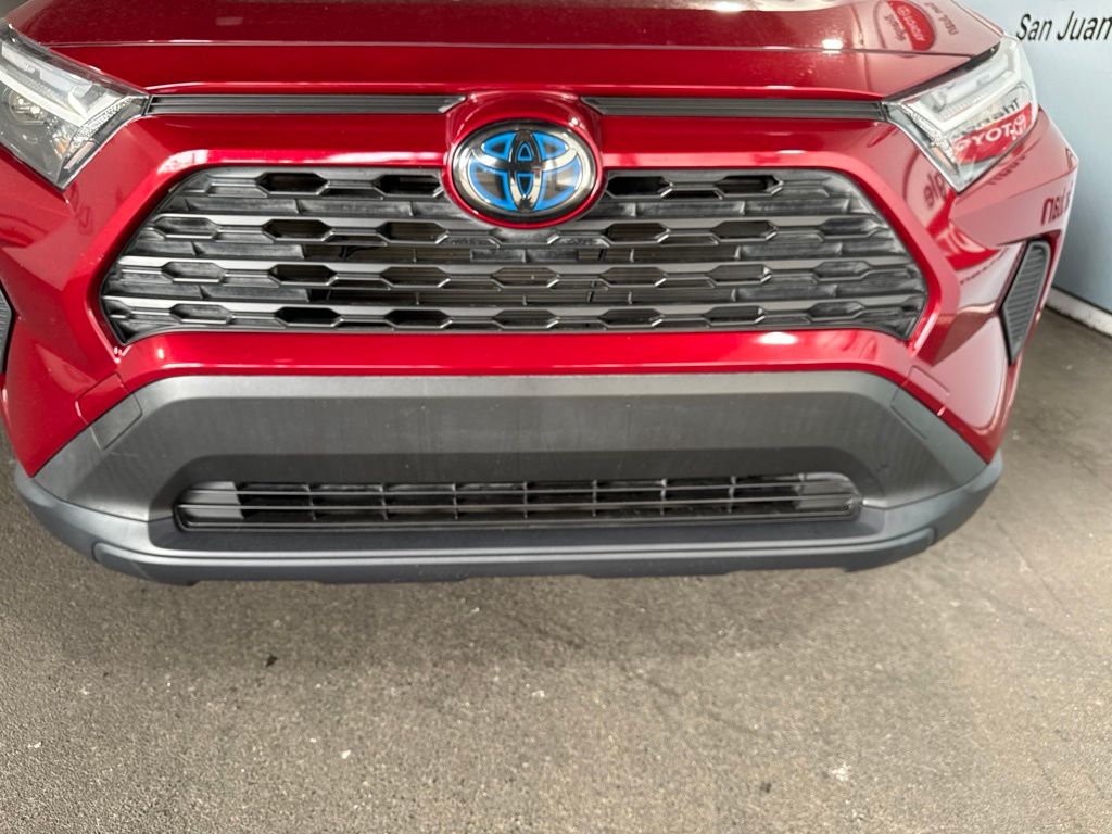 Thumbnail: 2023 Toyota RAV4 - 11
