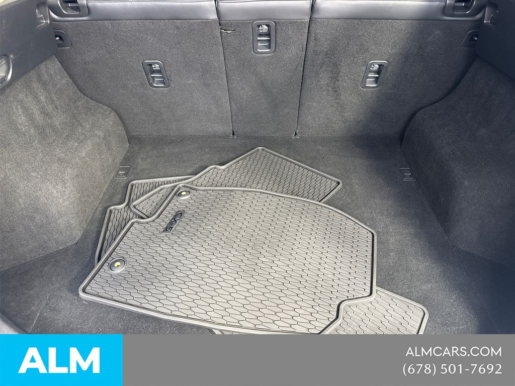 Used 2021 White Mazda Grand Touring image 22