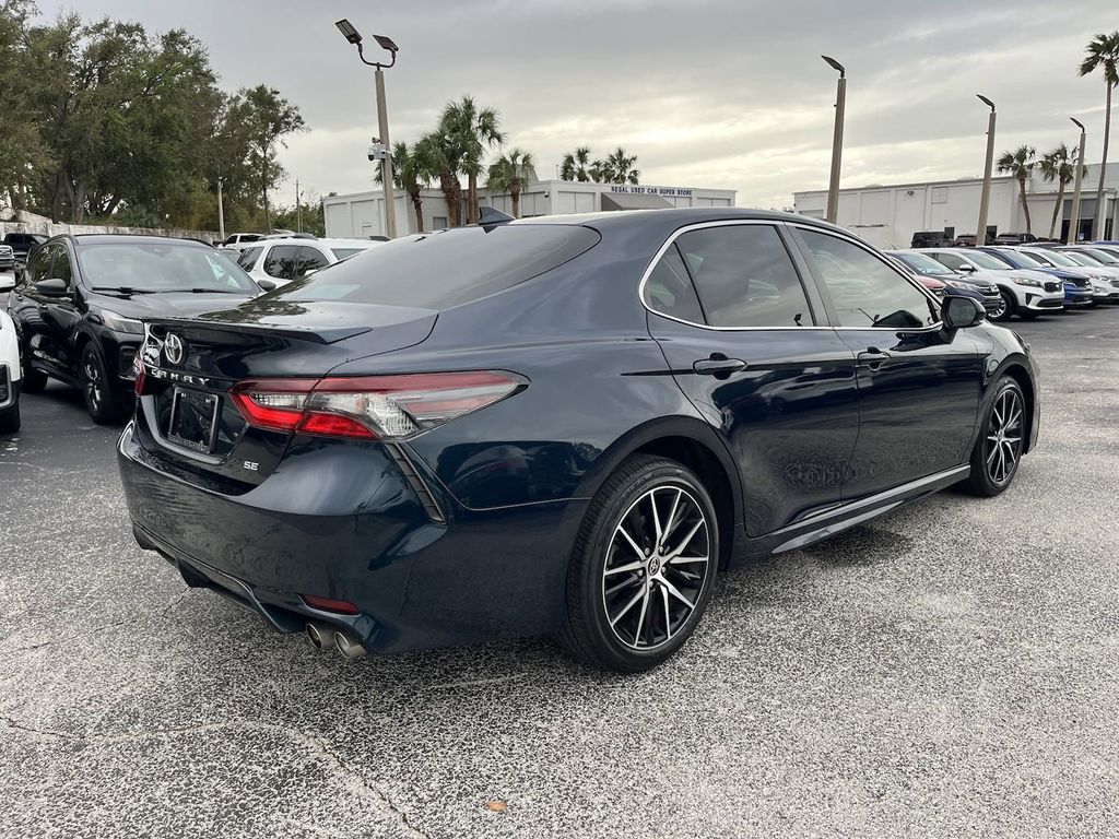 2021 Toyota Camry SE 5