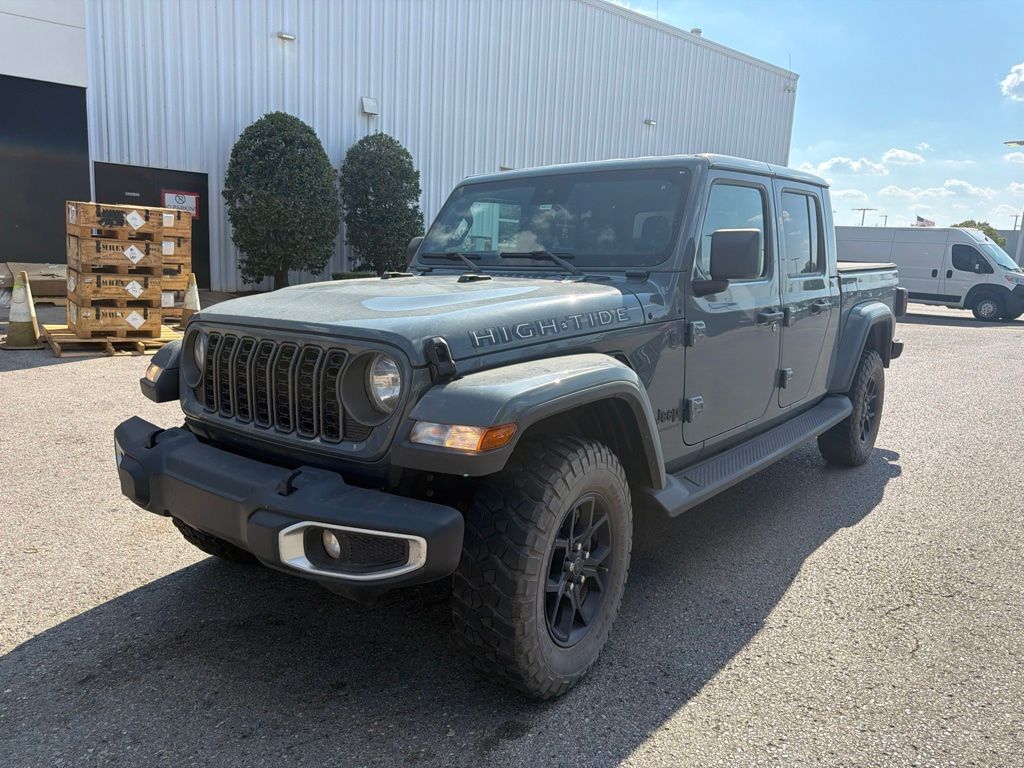 Anvil Clearcoat 2025 Jeep Gladiator Pickup Truck Four-Wheel Drive 8-Speed Automatic
