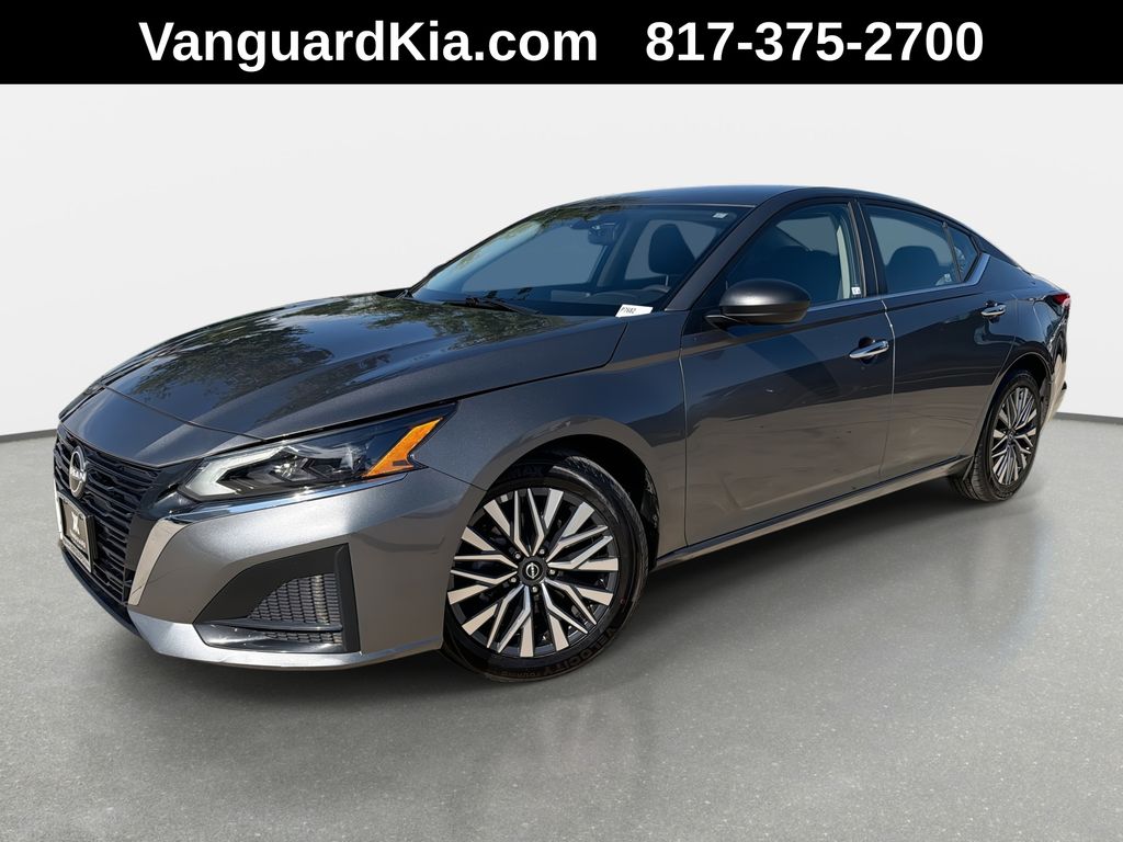 Gray (Gun Metallic) 2025 Nissan Altima 2.5 SV FWD Sedan Front-Wheel Drive Continuously Variable Transmission