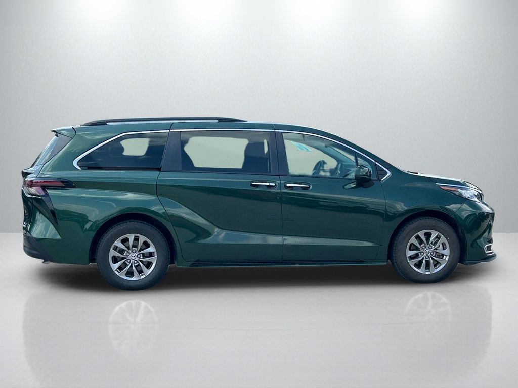 Used 2023 Toyota Sienna Van