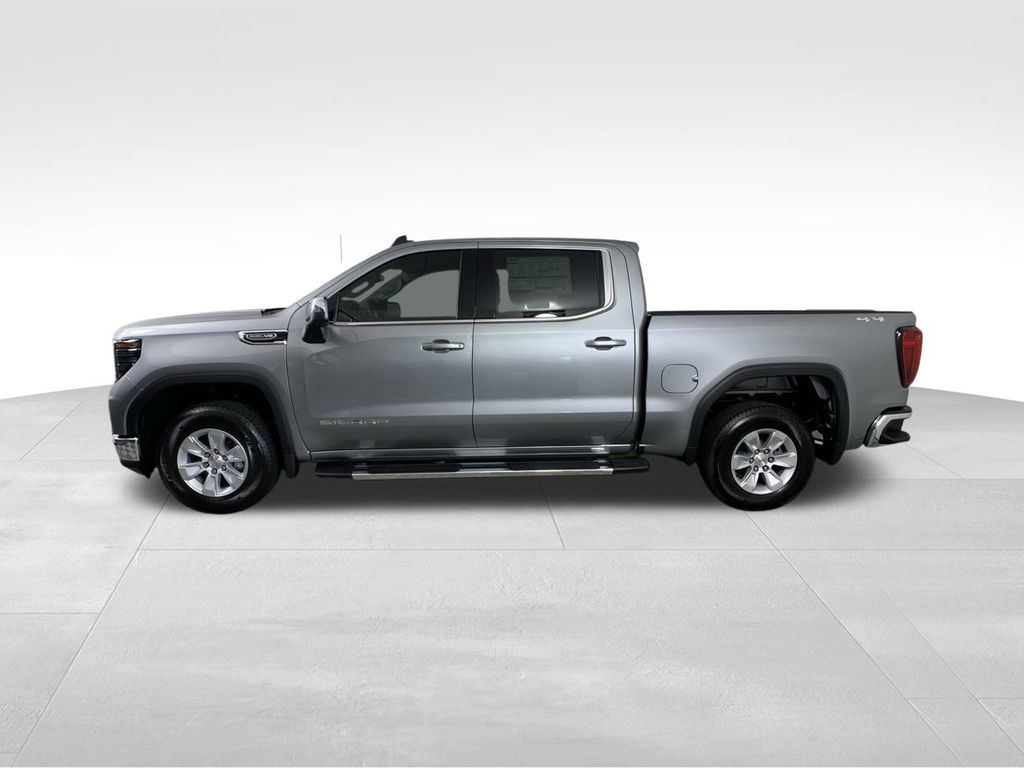 2024 GMC Sierra 1500 SLE 2