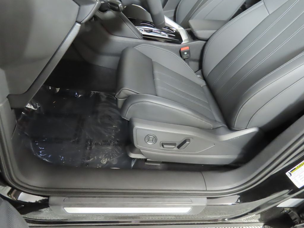 Thumbnail: 2025 Audi Q5 - 31