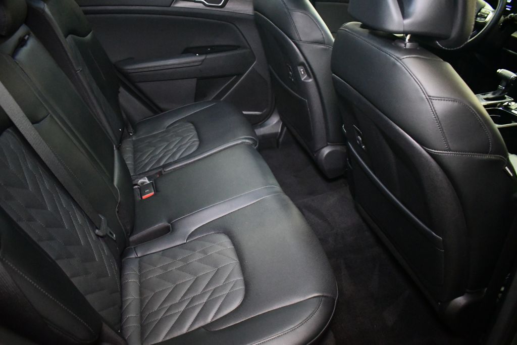 Thumbnail: 2023 Kia Sportage - 31