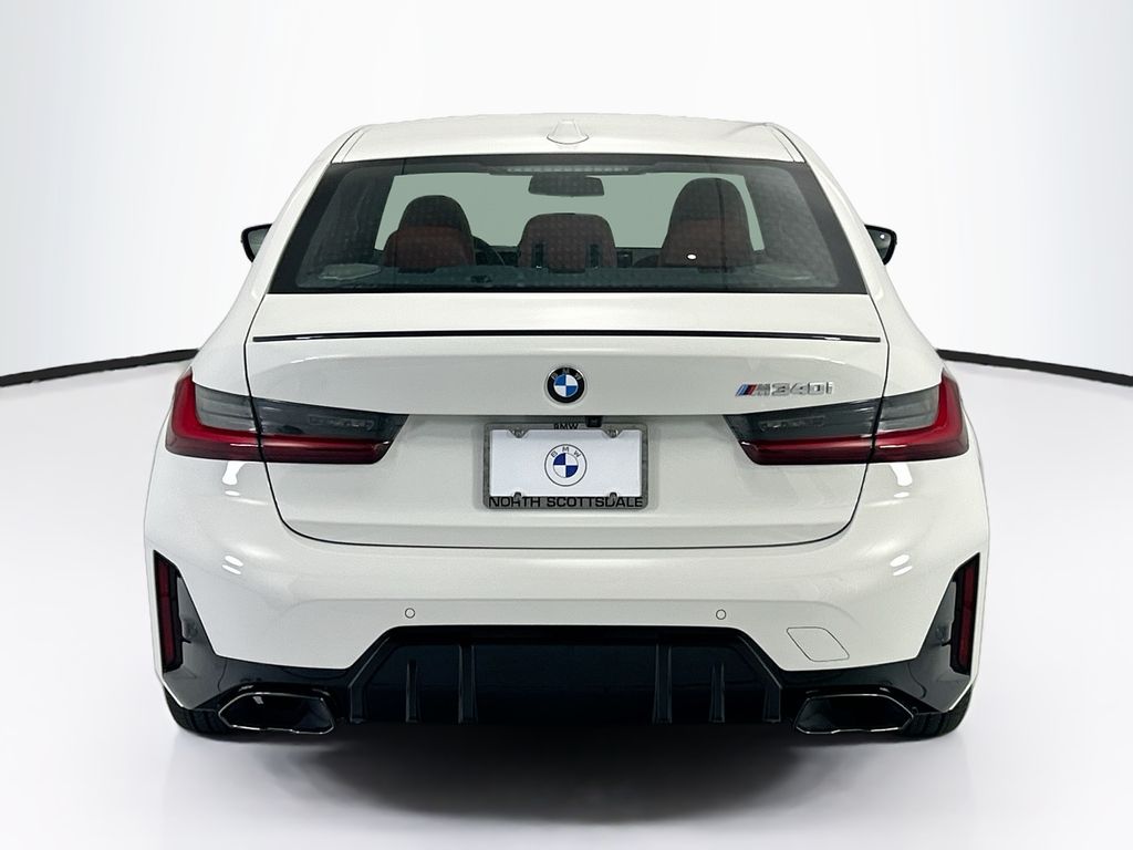 Thumbnail: 2026 BMW 3 Series - 6