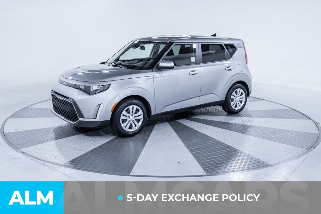 Used 2025 Gray Kia LX image 3