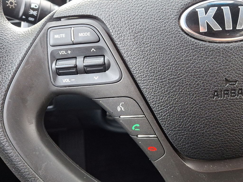 Thumbnail: 2018 Kia Forte - 20