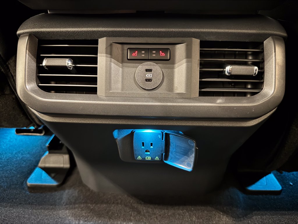 New 2026 Black Ford Lariat image 29