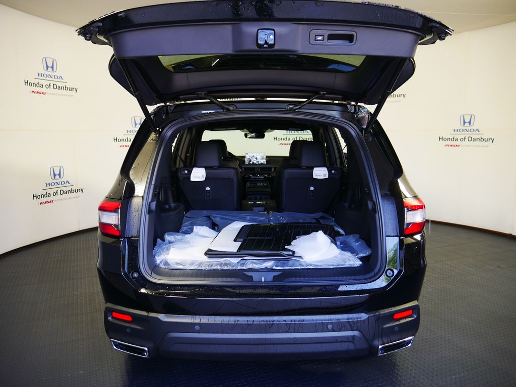 Thumbnail: 2025 Honda Pilot - 8