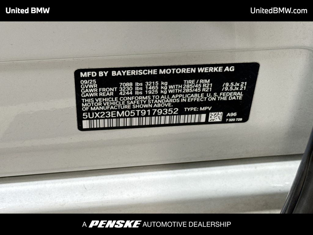 Thumbnail: 2026 BMW X7 - 16