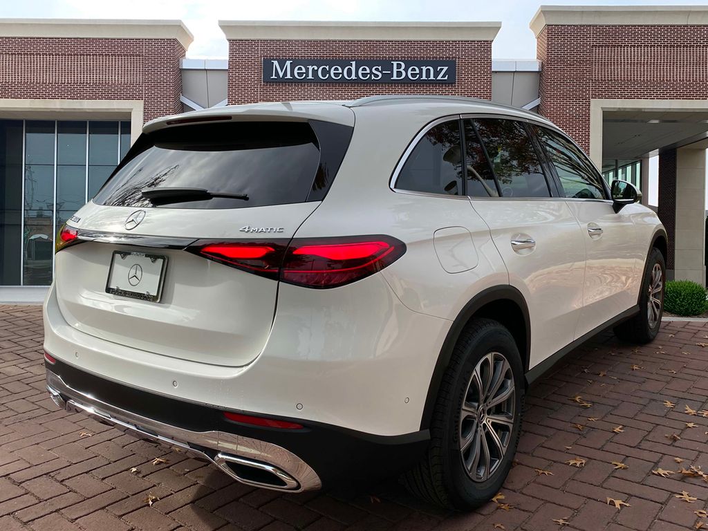 Thumbnail: 2025 Mercedes-Benz GLC - 4