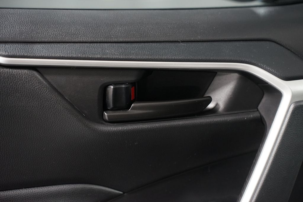 Thumbnail: 2024 Toyota RAV4 - 30