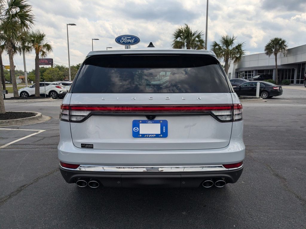 2025 Lincoln Aviator Premiere