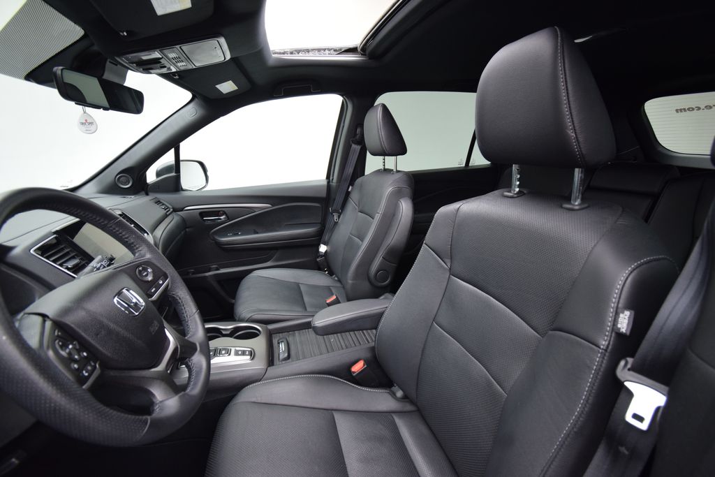 used 2023 Honda Passport car, priced at $33,500