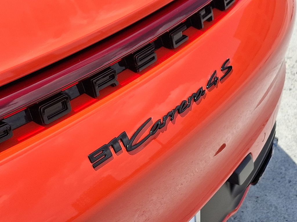 Thumbnail: 2020 Porsche 911 - 30