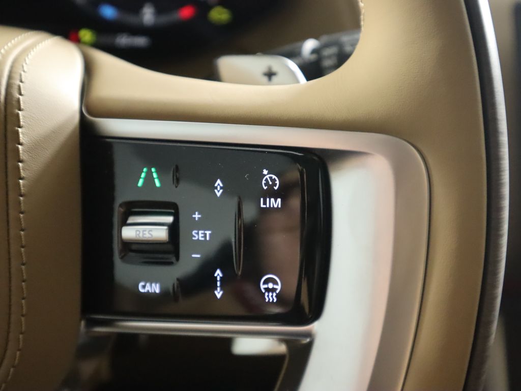 Thumbnail: 2025 Land Rover Range Rover - 13