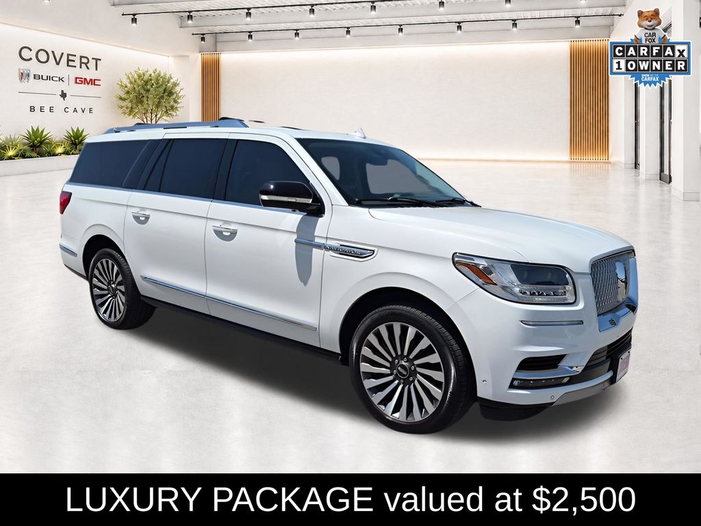 White 2021 Lincoln Navigator SUV / Crossover Four-Wheel Drive Automatic