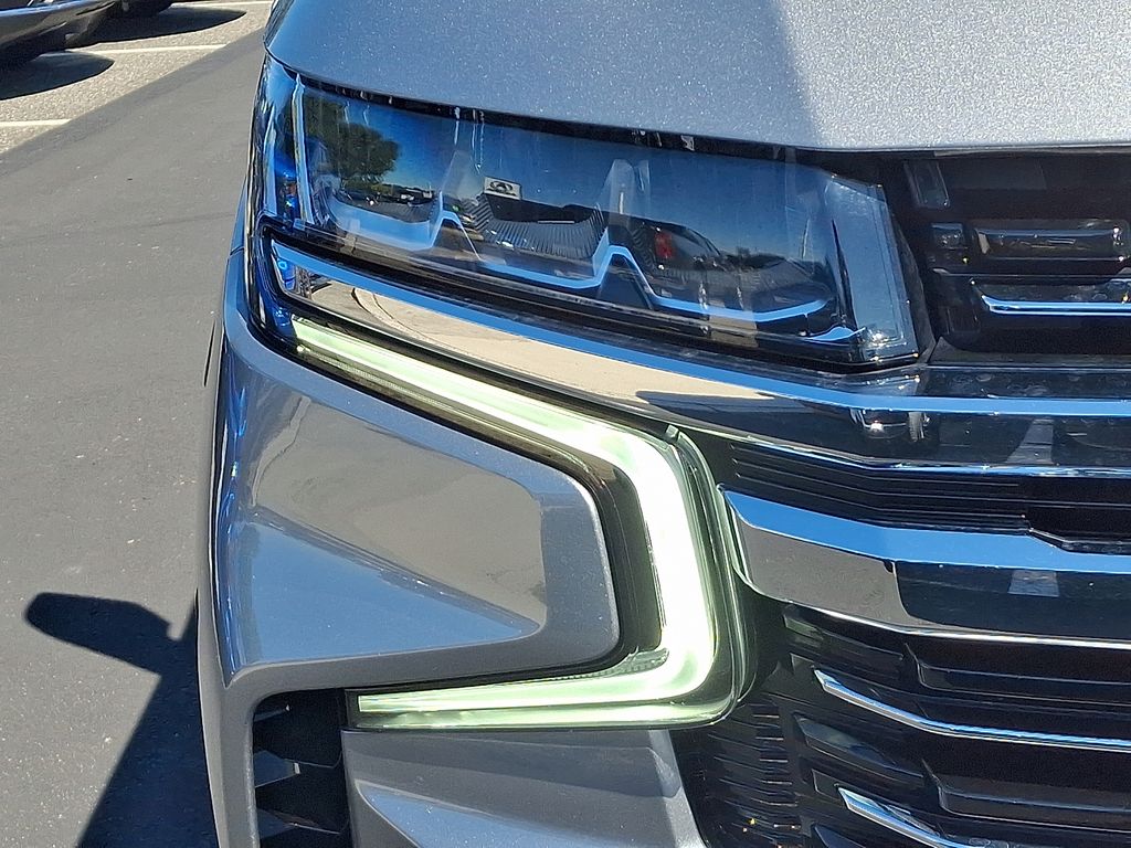 Thumbnail: 2023 Chevrolet Tahoe - 9