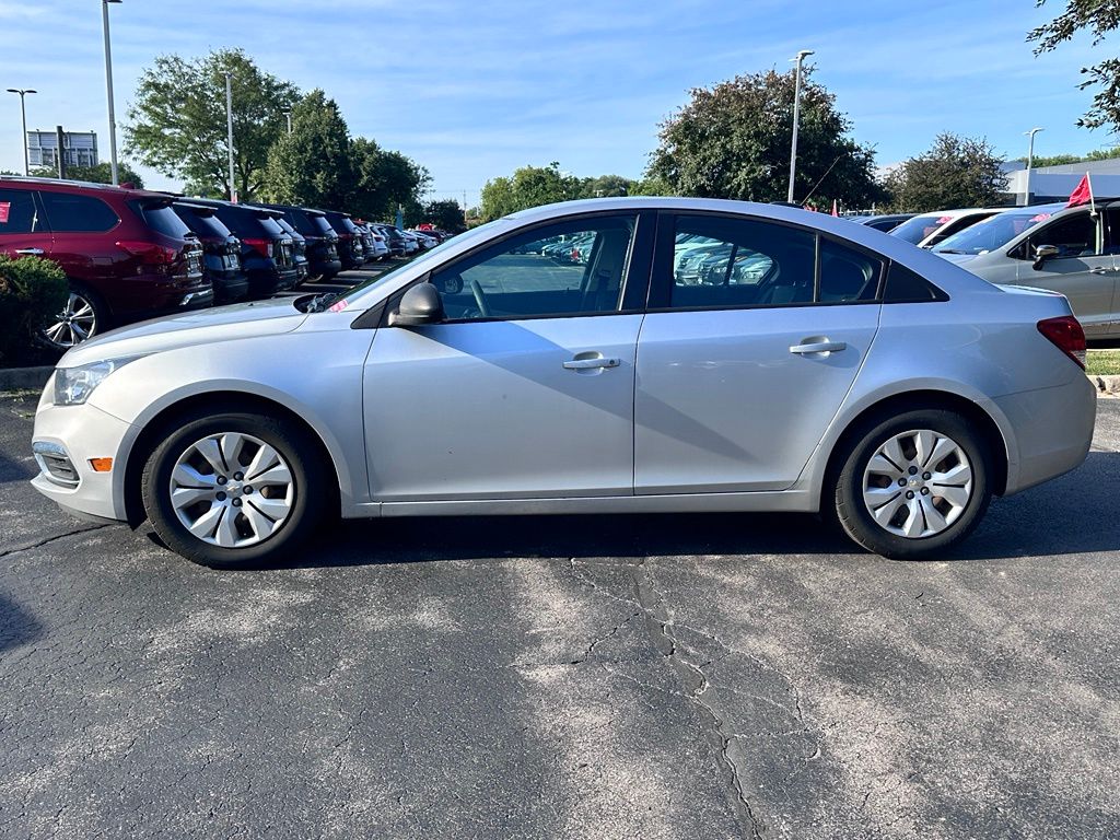 Used 2016 Silver Ice Metallic Chevrolet LS image 8