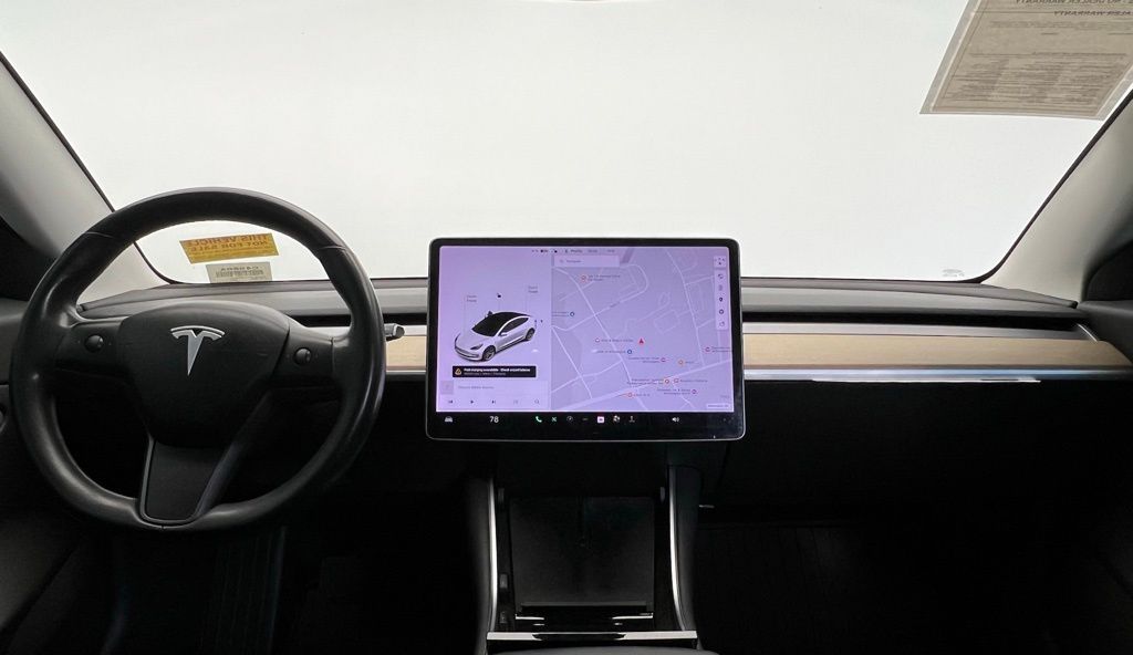 Thumbnail: 2018 Tesla Model 3 - 11