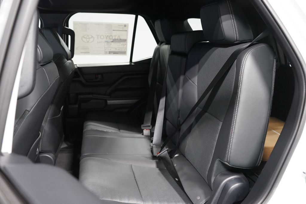 Thumbnail: 2026 Toyota 4Runner - 32