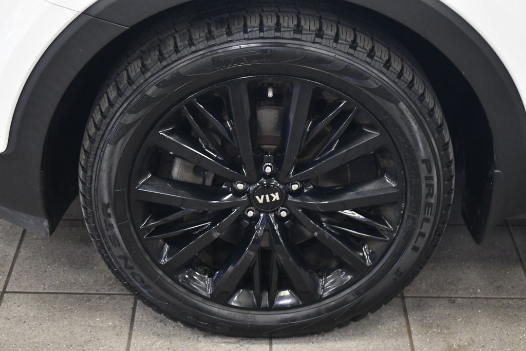 Thumbnail: 2020 Kia Telluride - 14