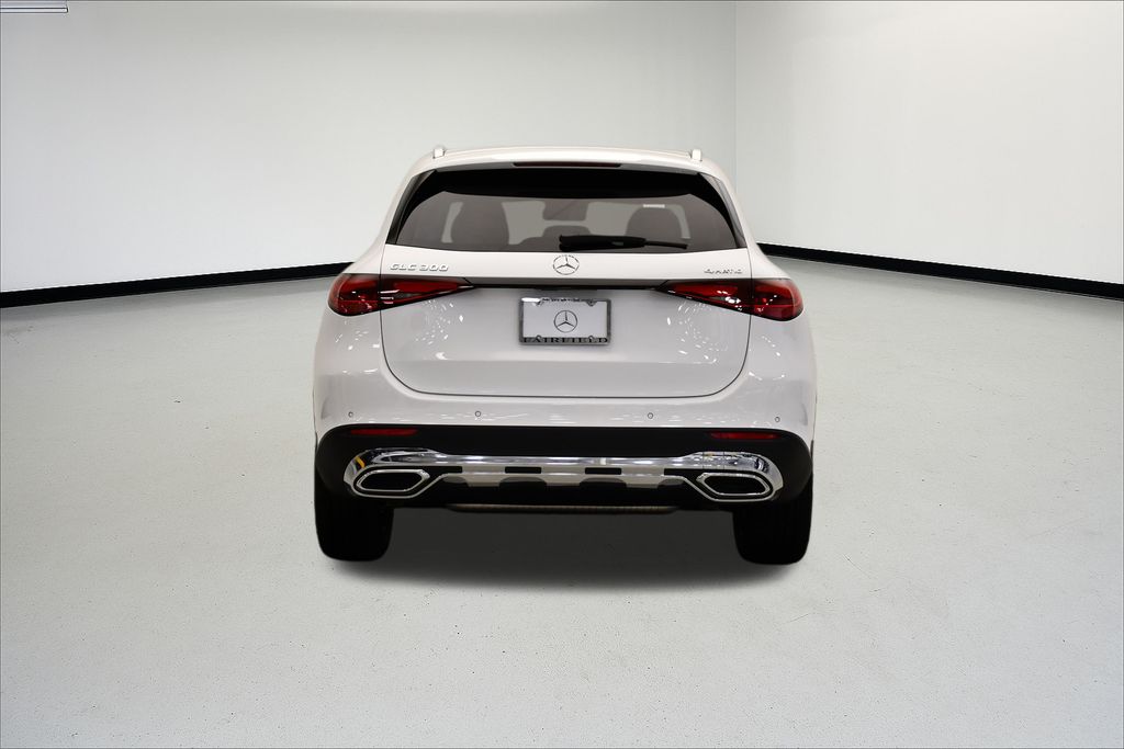 Thumbnail: 2025 Mercedes-Benz GLC - 4