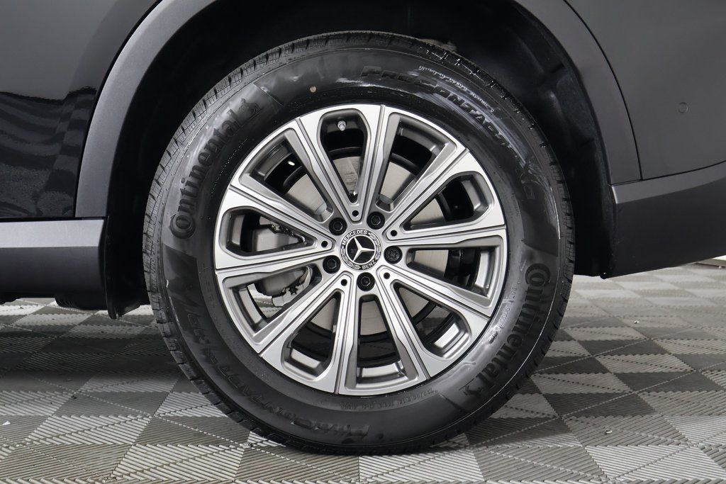 Thumbnail: 2026 Mercedes-Benz GLC - 10