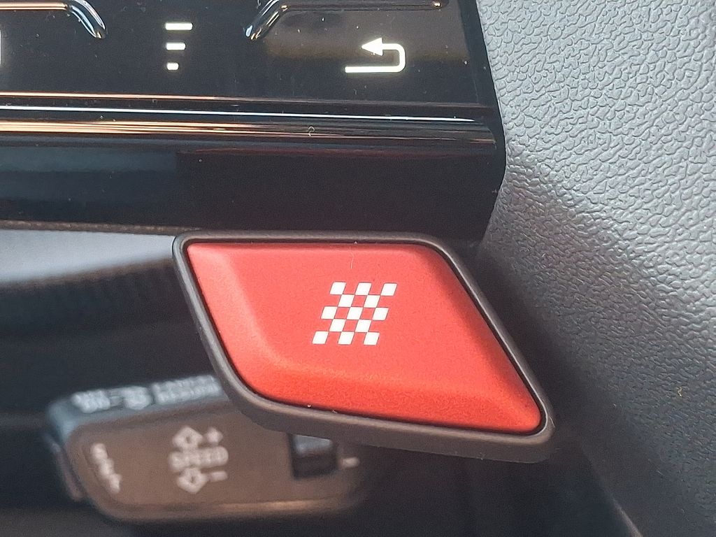 Thumbnail: 2026 Audi RS 3 - 25