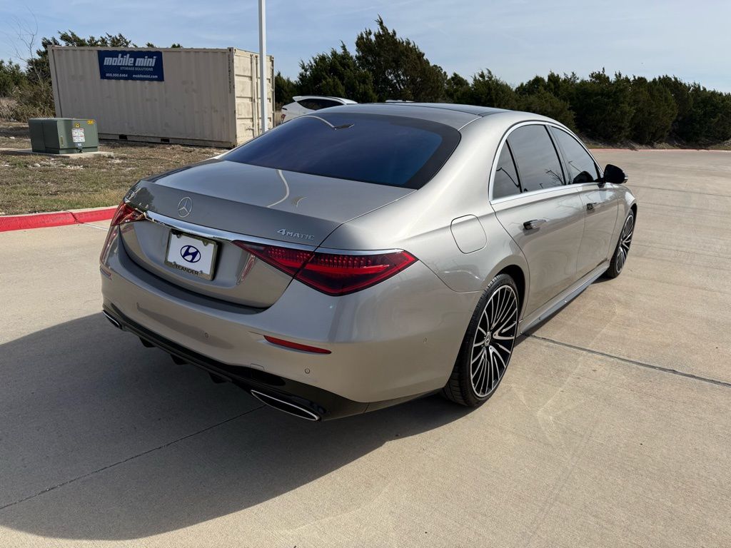 Thumbnail: 2021 Mercedes-Benz S-Class - 5