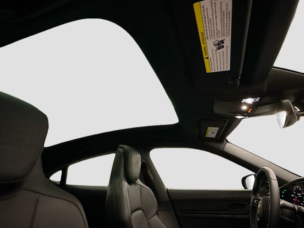 Thumbnail: 2026 Porsche Taycan - 20