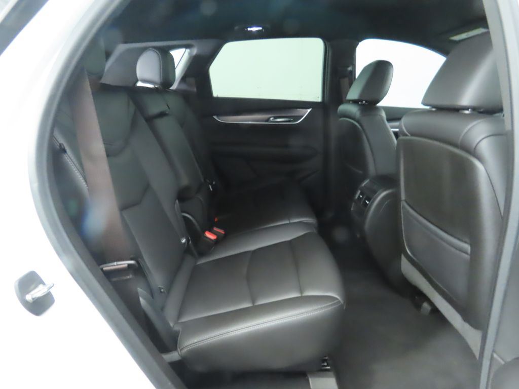 Thumbnail: 2021 Cadillac XT5 - 22