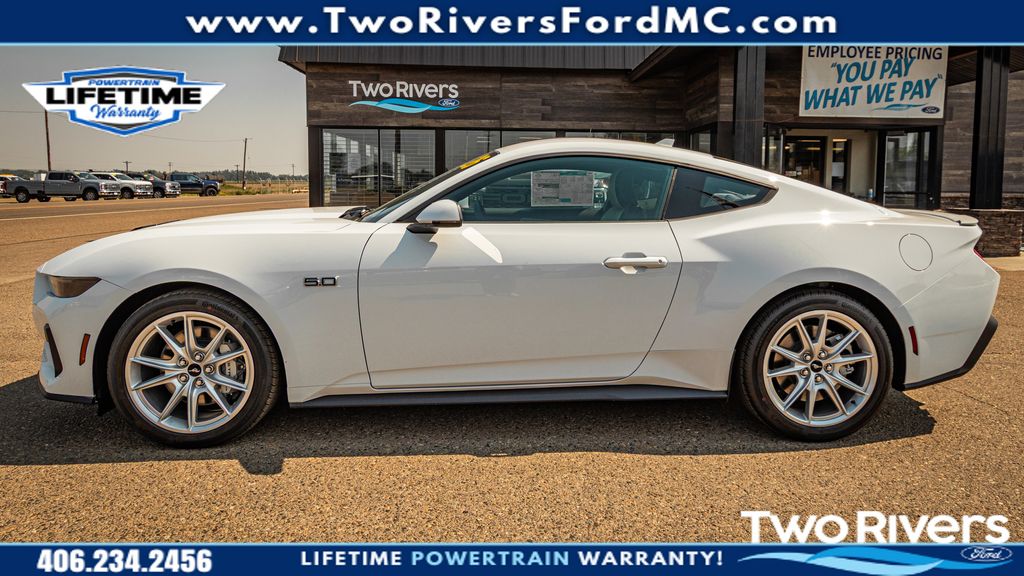 Oxford White 2026 Ford Mustang Coupe Rear-Wheel Drive Automatic