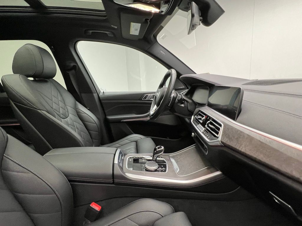 Thumbnail: 2023 BMW X5 - 6